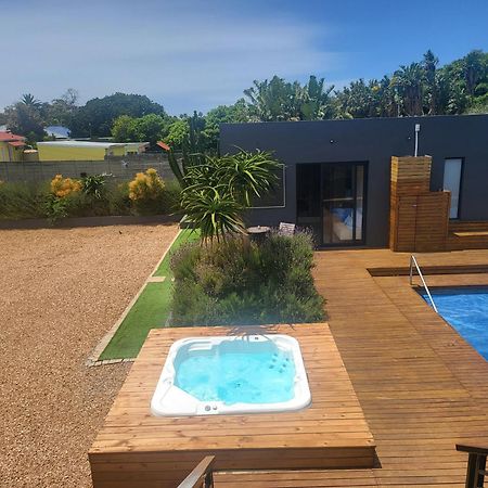 Nova Boutique Hotel, Spa And Conference Venue Port Elizabeth Bagian luar foto