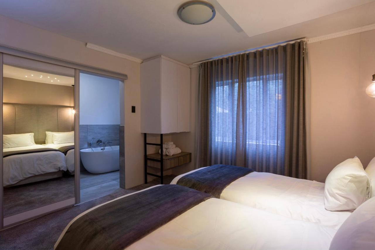 Nova Boutique Hotel, Spa And Conference Venue Port Elizabeth Bagian luar foto