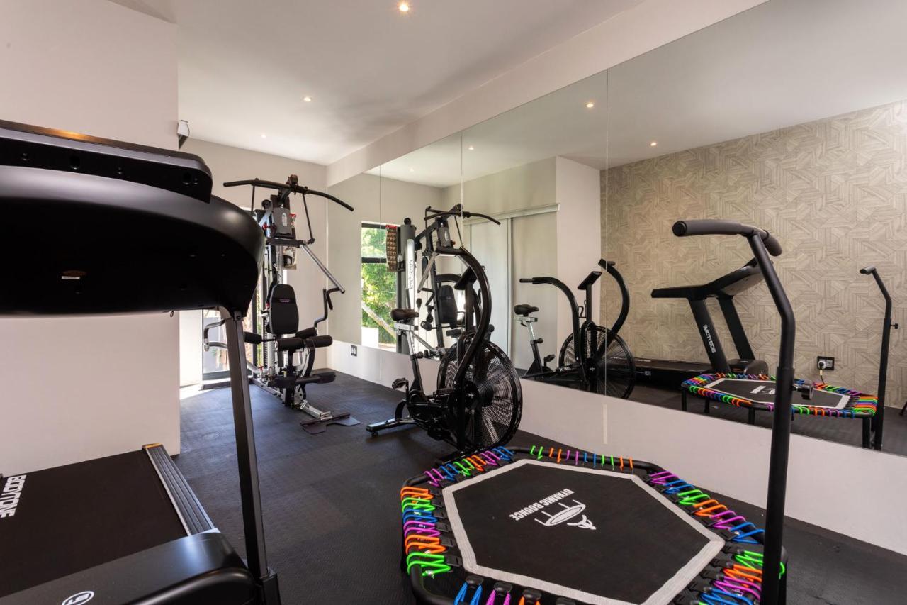 Nova Boutique Hotel, Spa And Conference Venue Port Elizabeth Bagian luar foto