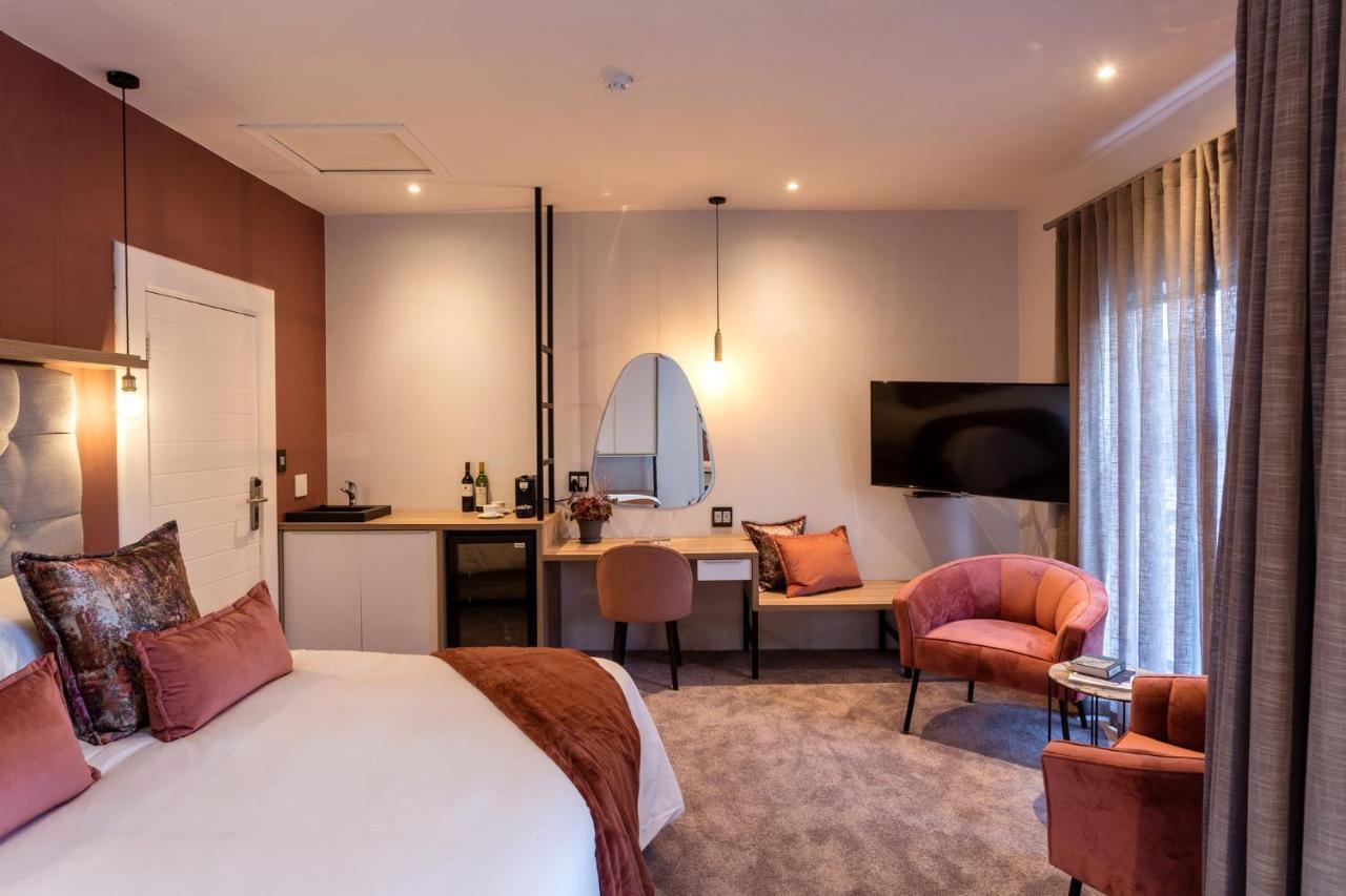 Nova Boutique Hotel, Spa And Conference Venue Port Elizabeth Bagian luar foto